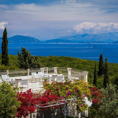 Almyra Hotel Фискардо Екстериор снимка