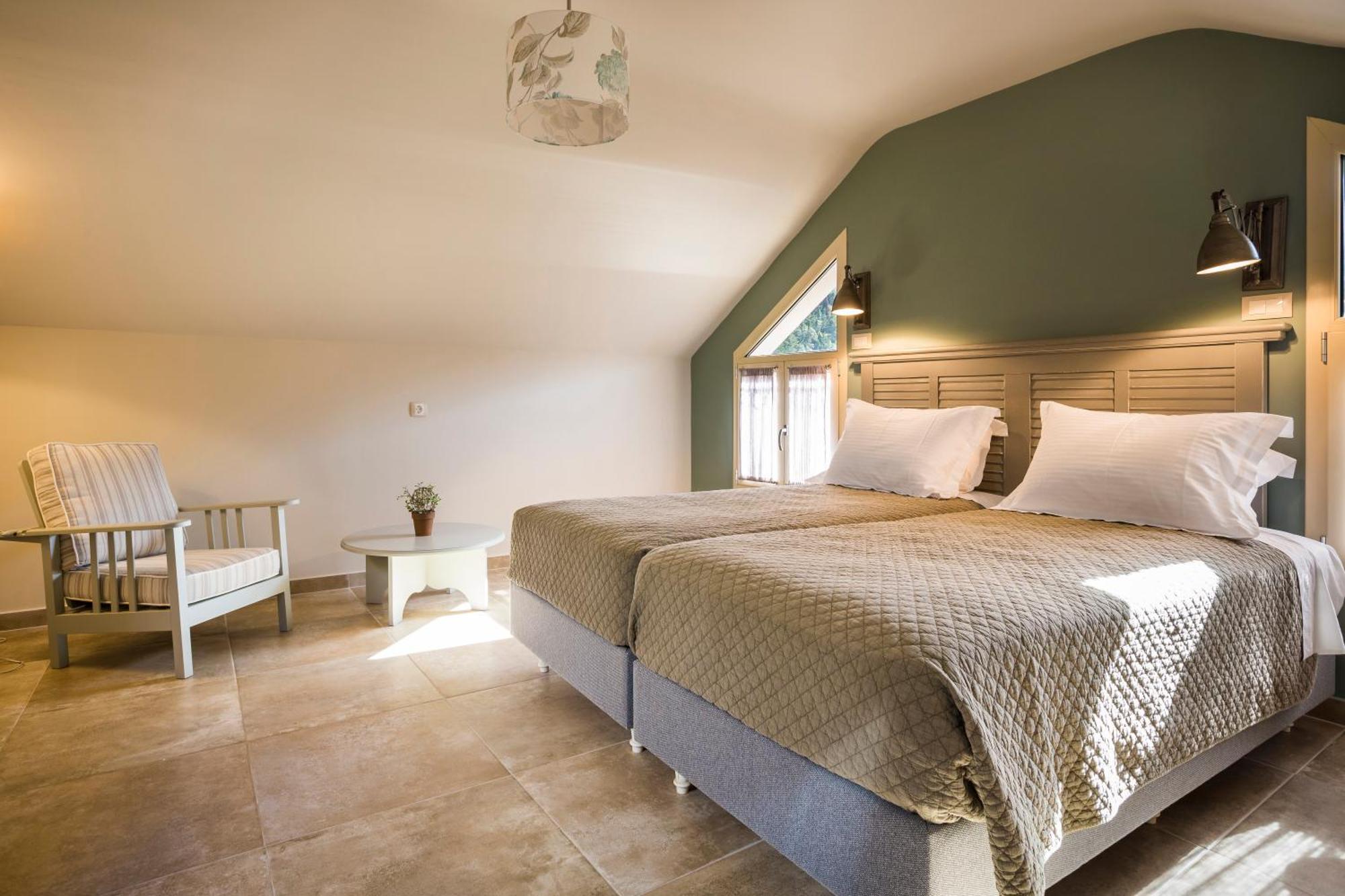 Almyra Hotel Фискардо Екстериор снимка